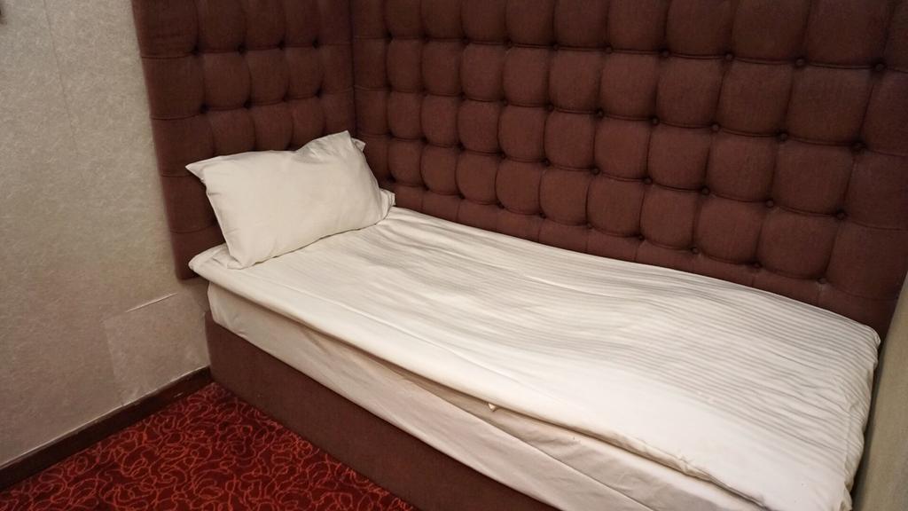 קוולון Oriental Lander Hotel מראה חיצוני תמונה