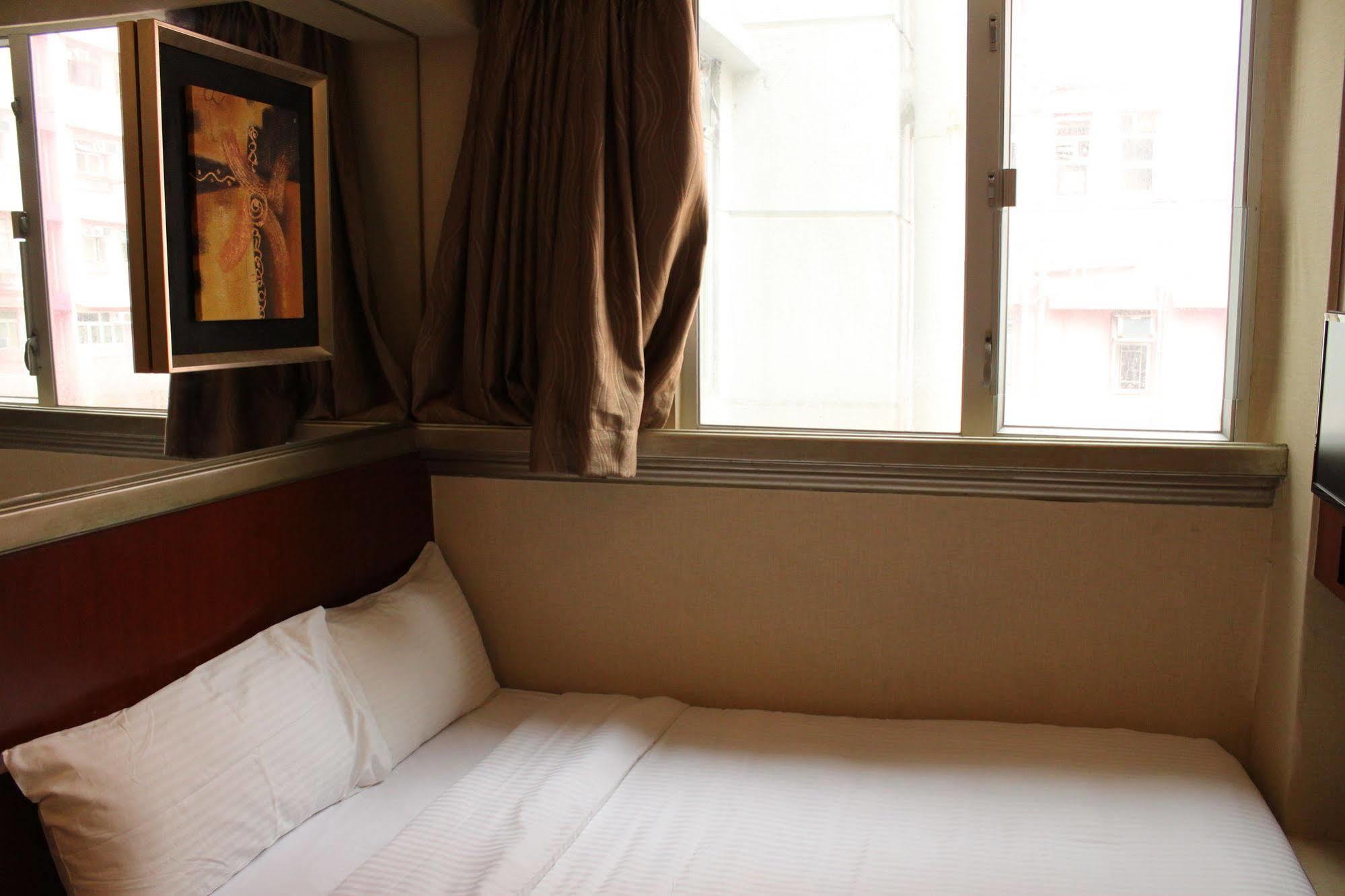 קוולון Oriental Lander Hotel מראה חיצוני תמונה