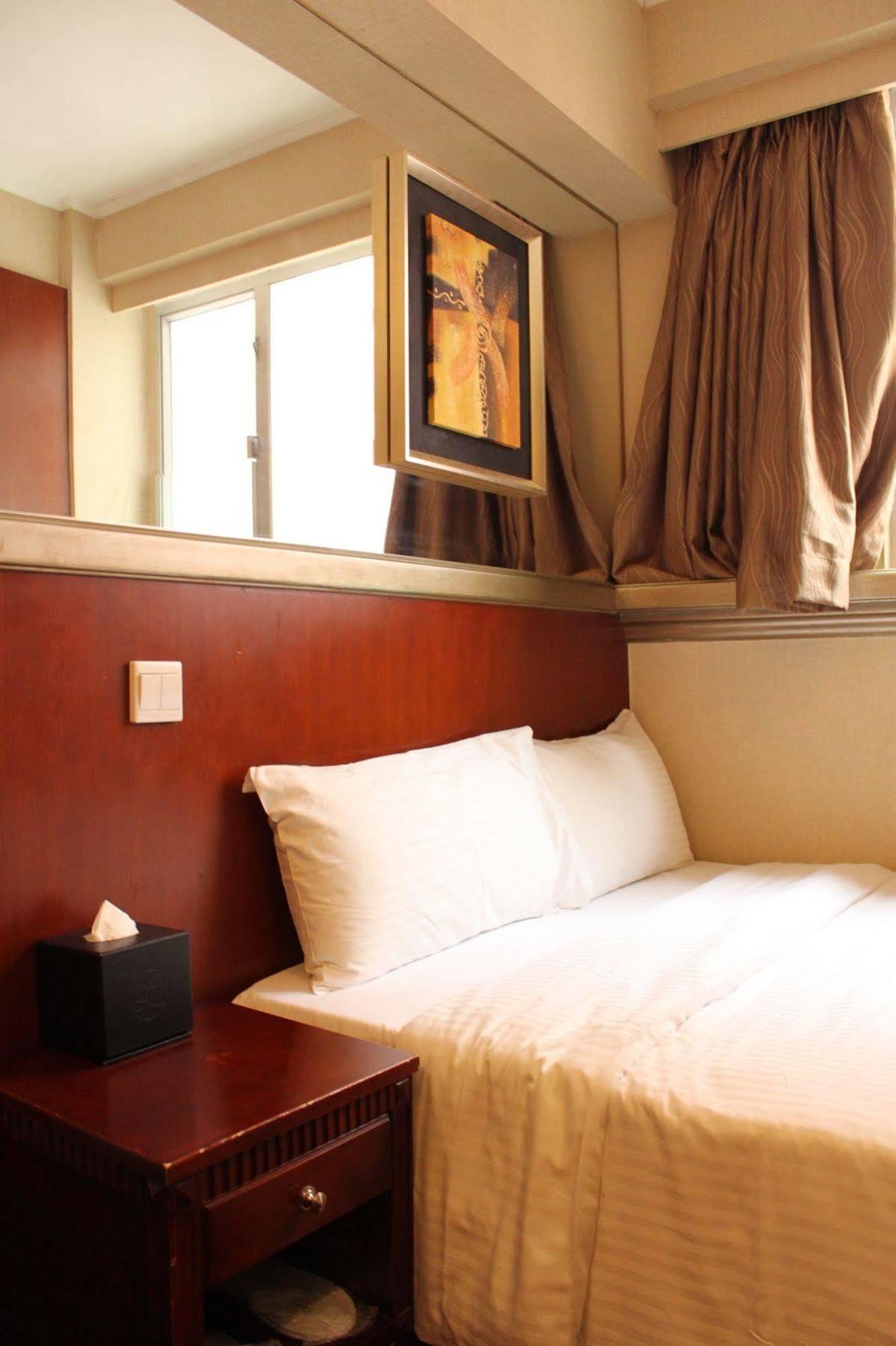 קוולון Oriental Lander Hotel מראה חיצוני תמונה
